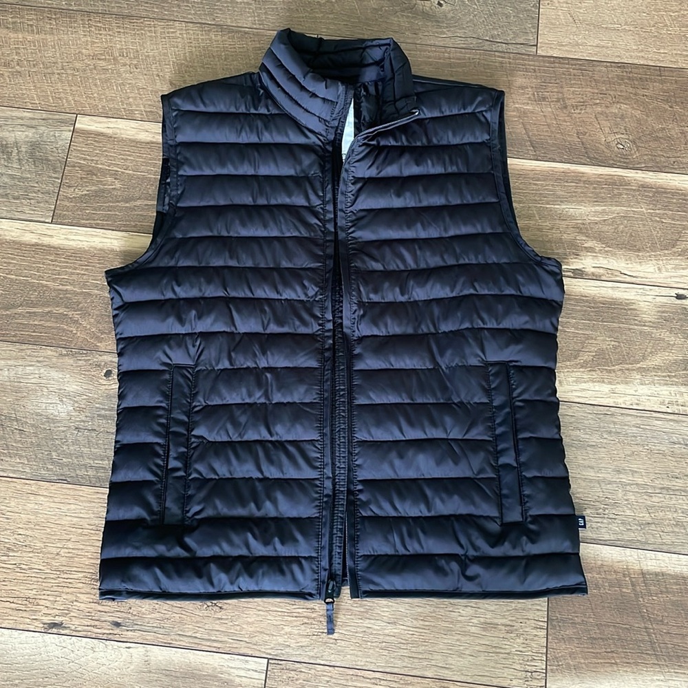 NWOT - gap vest